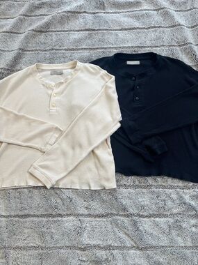 Everlane Cream and Black Waffle-Knit Henley Shirt Set
